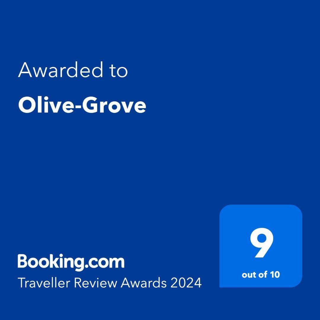 Отель Olive-Grove Берчингтон Экстерьер фото